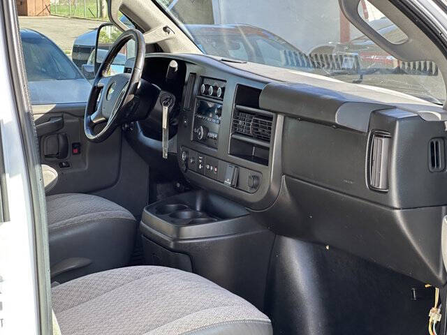 2018 Chevrolet Express 2500