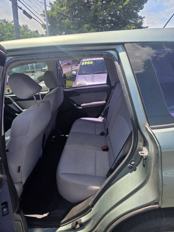 2015 Subaru Forester 2.5i