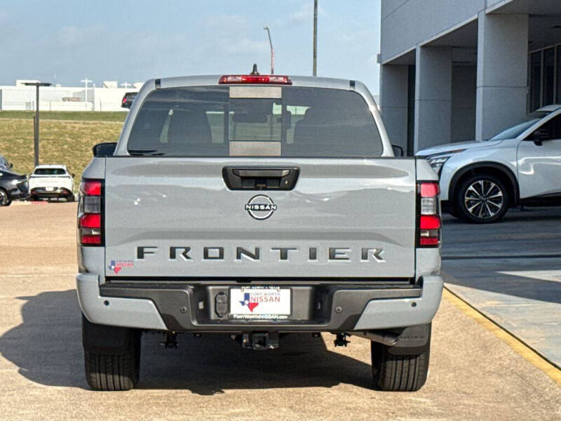 2026 Nissan Frontier SV