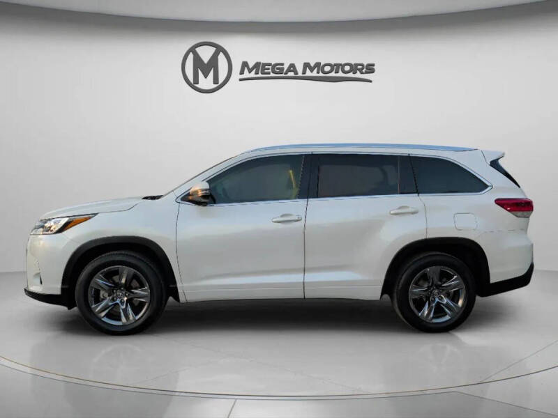 2018 Toyota Highlander Limited Platinum