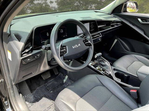 2023 Kia Niro EX