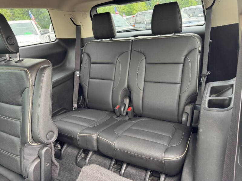2017 GMC Acadia Denali