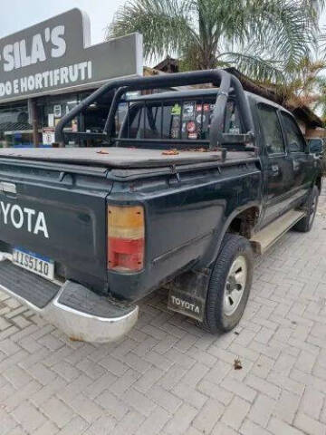 1999 Toyota Hilux