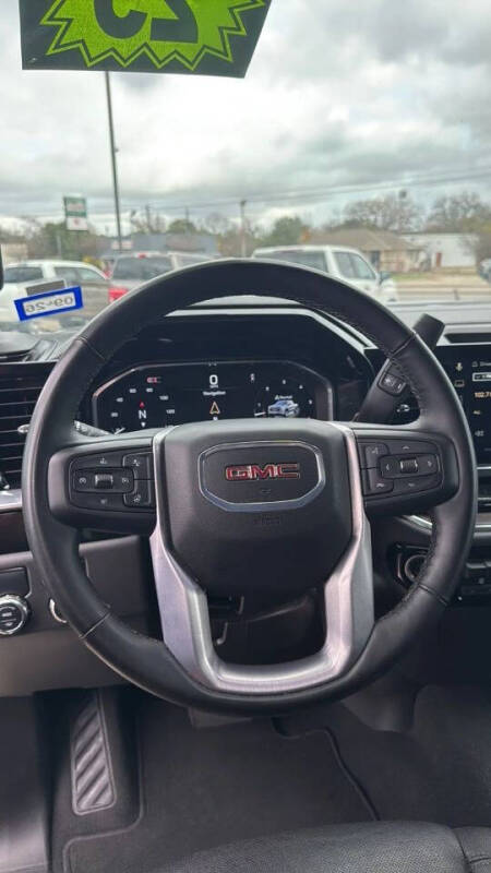 2025 GMC Sierra 1500 SLT