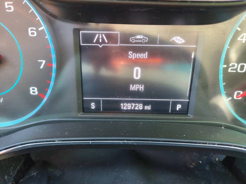 2017 Chevrolet Cruze LT Auto