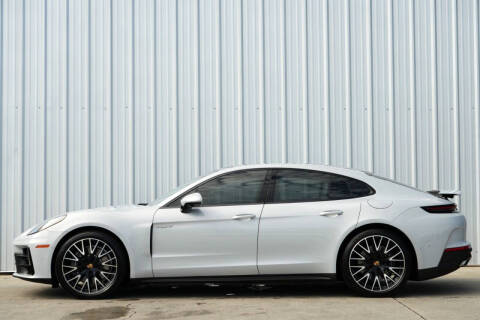 2025 Porsche Panamera 4 E-Hybrid