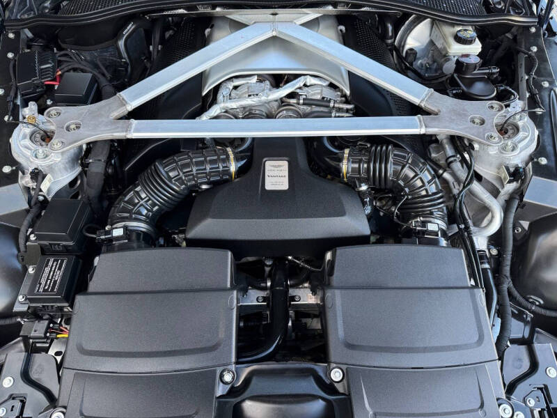 2019 Aston Martin Vantage