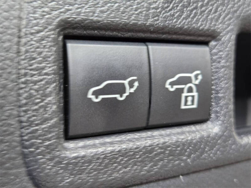 2023 Toyota Venza XLE