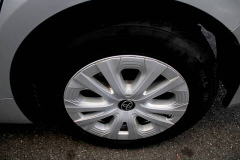 2020 Toyota Prius LE