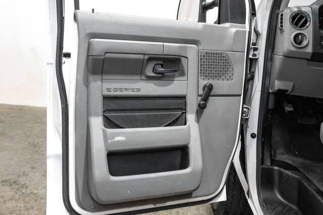 2011 Ford E-Series E-150