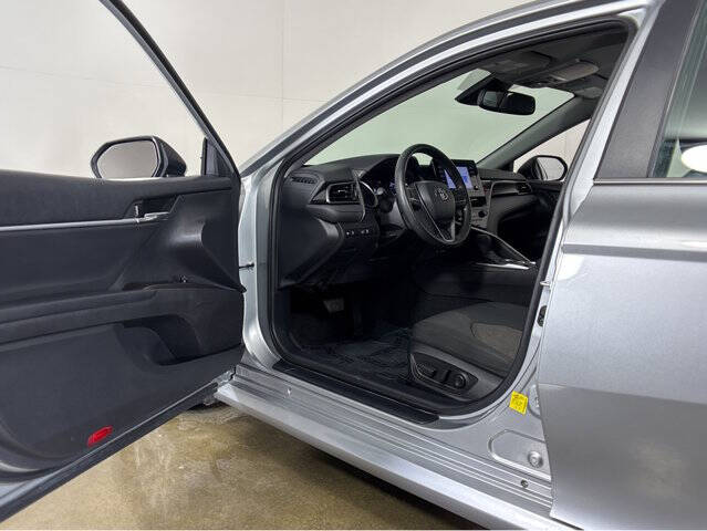 Used 2022 Toyota Camry LE with VIN 4T1R11BK5NU071506 for sale in Madison, WI