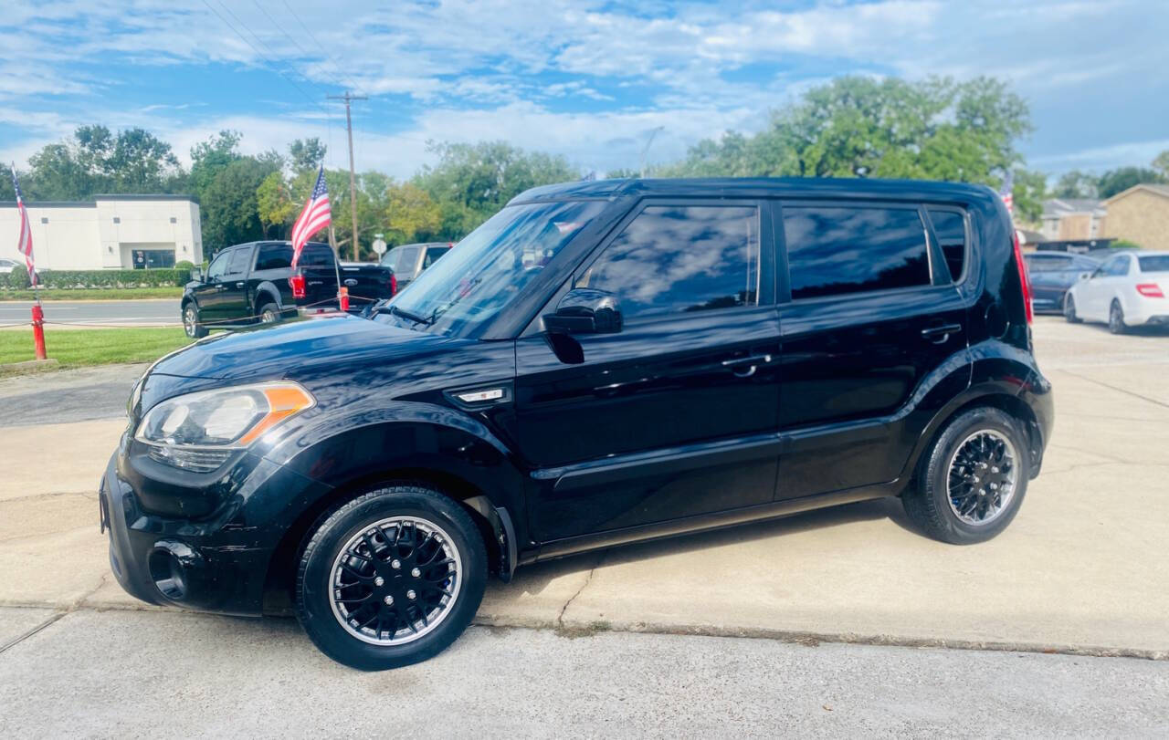 2013 Kia Soul for sale at Testarossa Motors in League City, TX