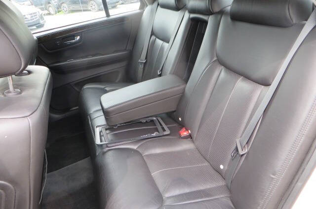 2010 Cadillac DTS Luxury Collection