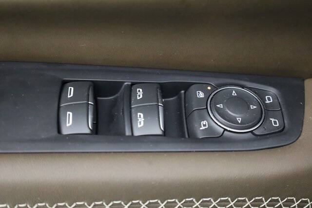 2025 GMC Yukon Denali Ultimate