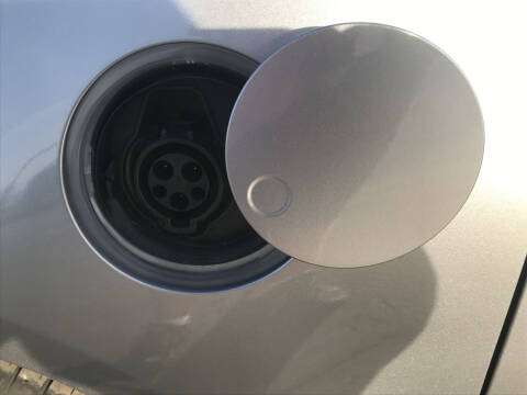 2020 Ford Fusion Energi Special Service