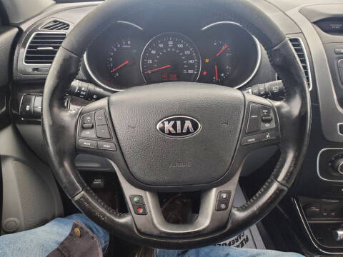 2014 Kia Sorento LX