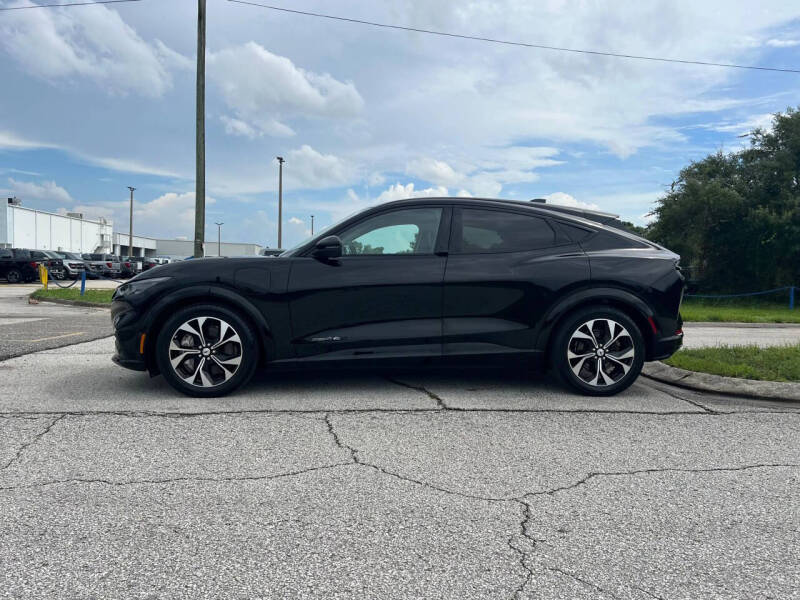 2022 Ford Mustang Mach-E Premium