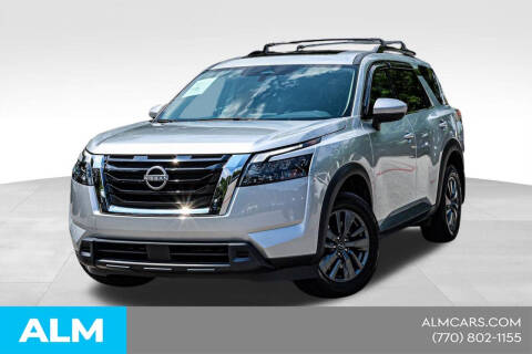2024 Nissan Pathfinder SV