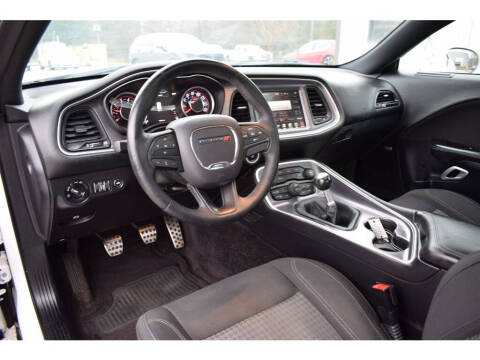 2016 Dodge Challenger R/T Plus