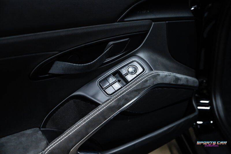2016 Porsche Cayman GT4