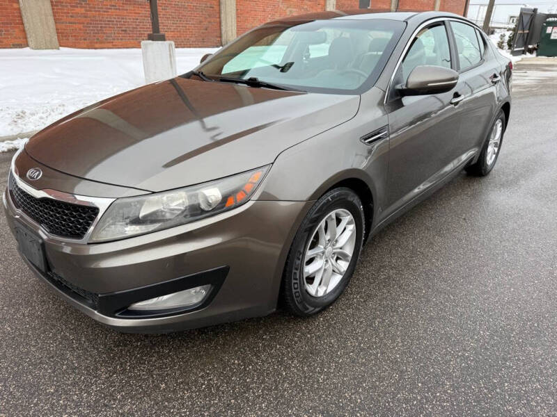 2013 Kia Optima LX's photo
