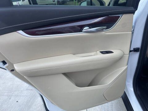 2017 Cadillac XT5 Premium Luxury