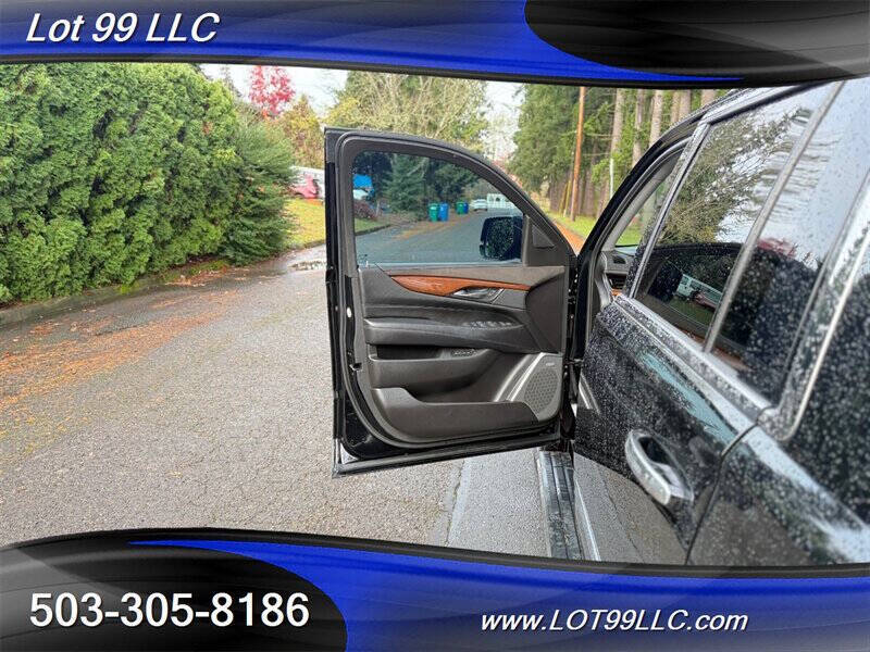 2017 Cadillac Escalade ESV Premium Luxury