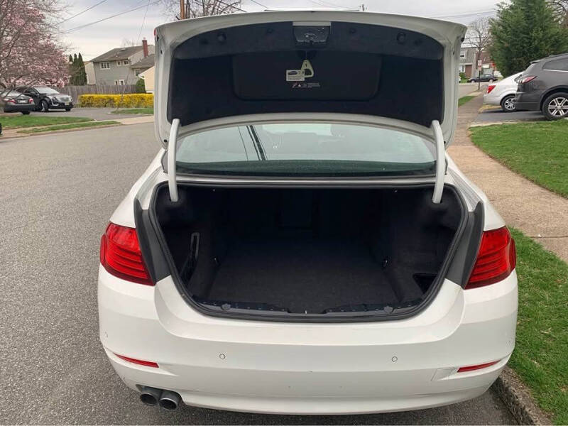 2016 BMW 5 Series 528i xDrive