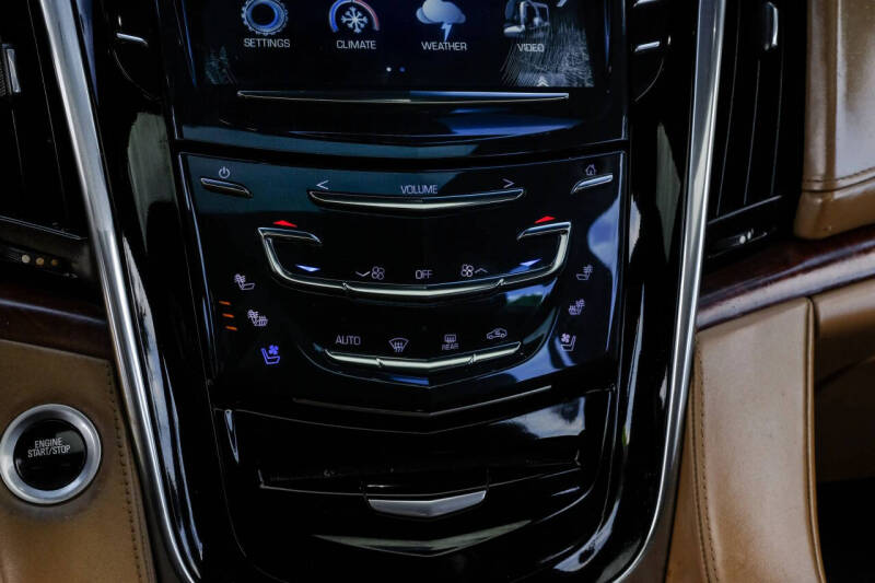 2017 Cadillac Escalade ESV Platinum