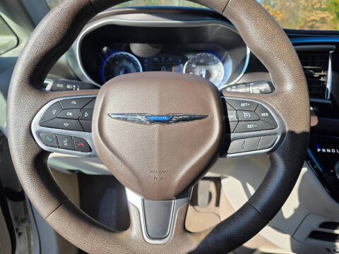 2017 Chrysler Pacifica Touring