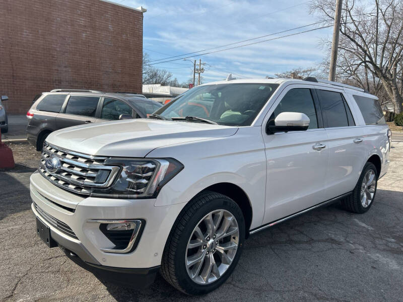 2019 Ford Expedition Limited's photo