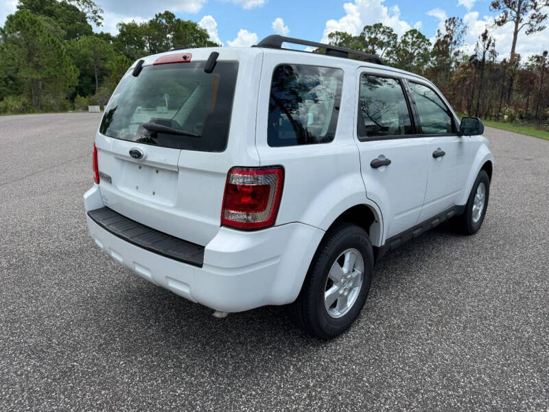 2009 Ford Escape XLS