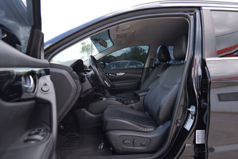 2017 Nissan Rogue Sport SL