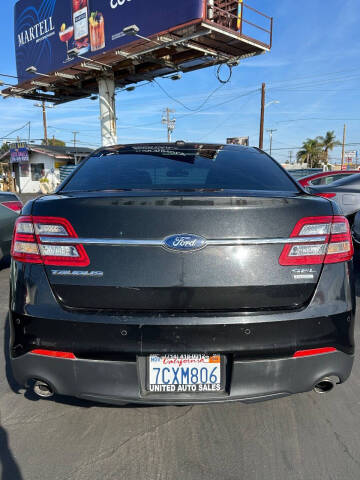 2013 Ford Taurus SEL