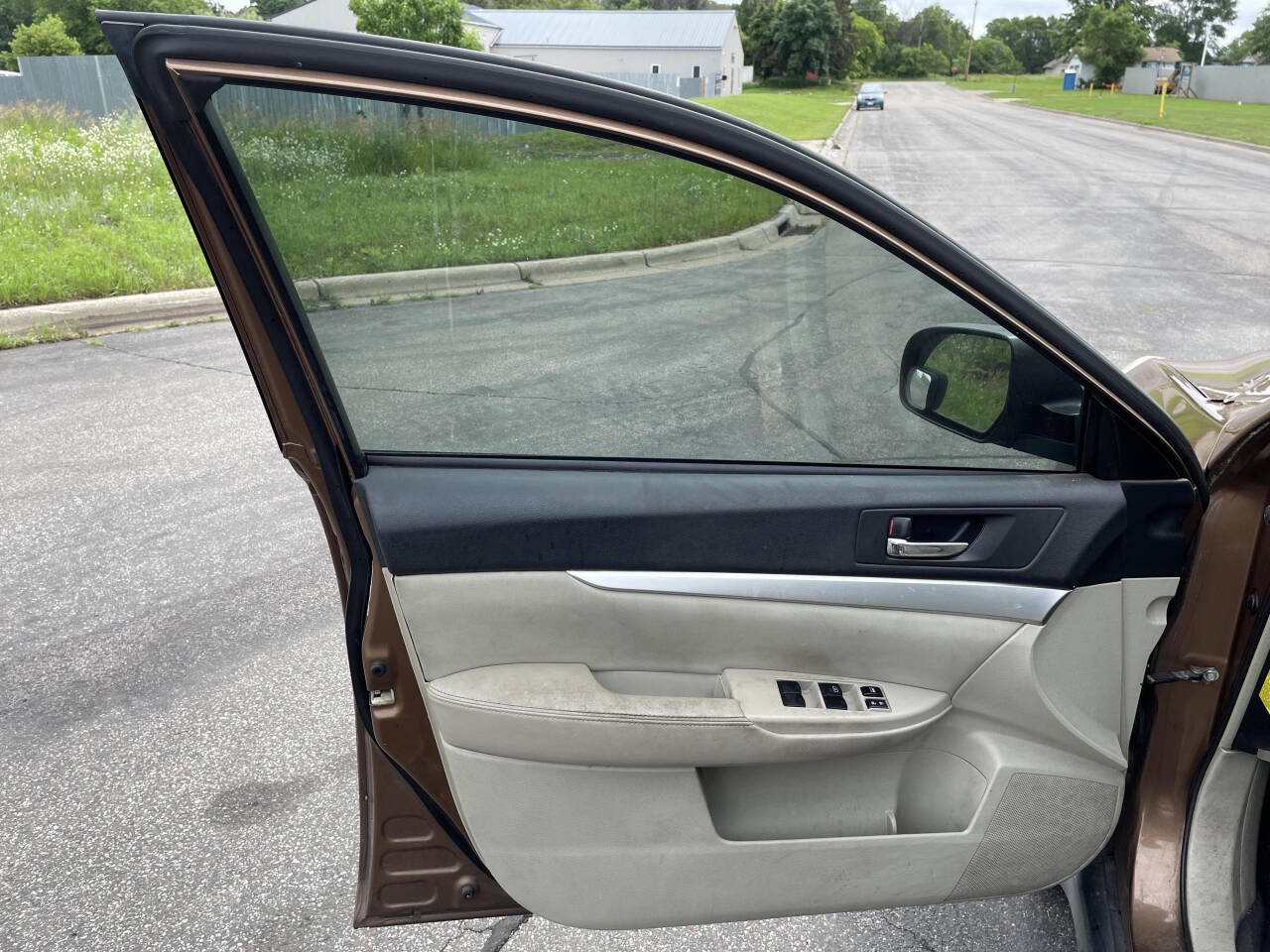 2011 Subaru Outback for sale at Twin Cities Auctions in Elk River, MN