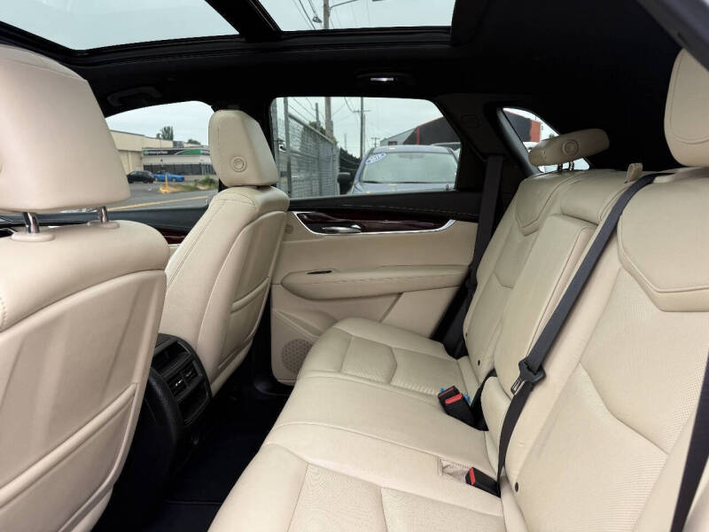 2017 Cadillac XT5 Luxury