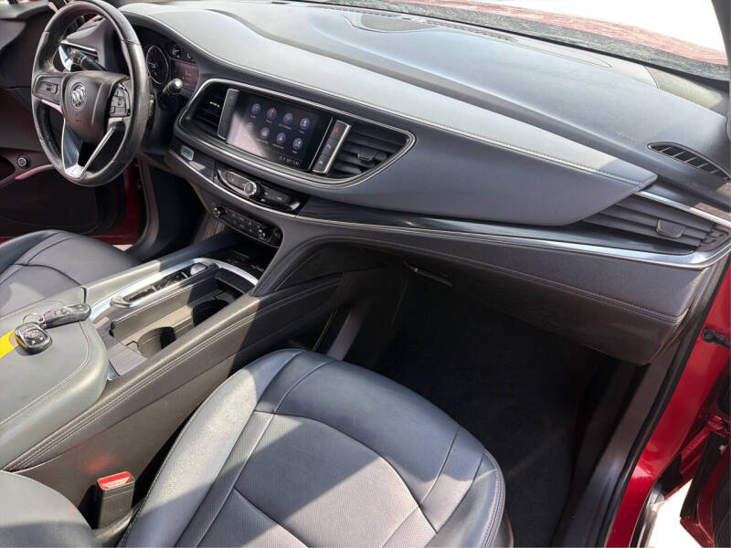 2022 Buick Enclave Essence