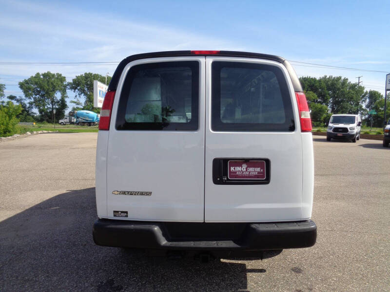 2017 Chevrolet Express 2500