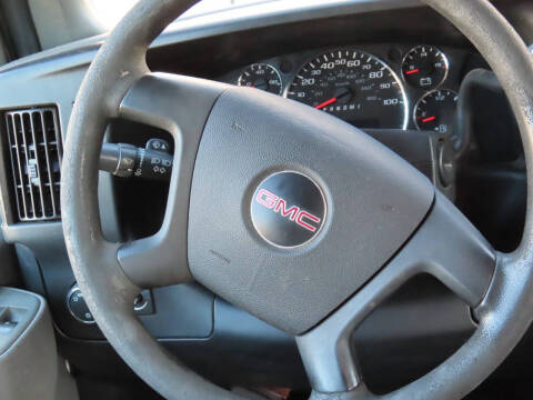 2017 GMC Savana 2500