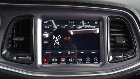 2018 Dodge Challenger SXT Plus