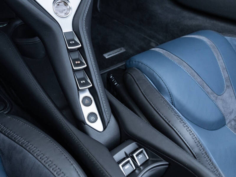 2024 McLaren 750S Spider