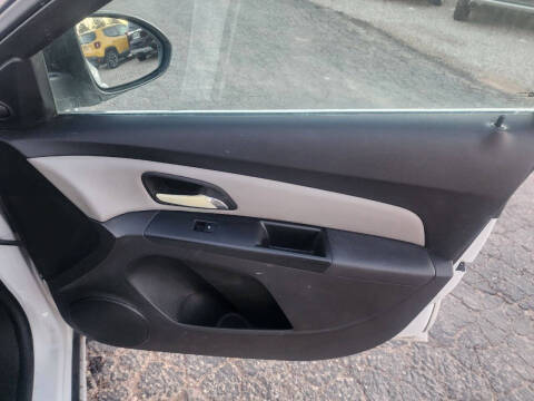 2011 Chevrolet Cruze LS