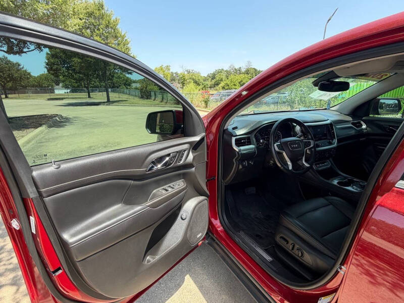 2021 GMC Acadia SLT