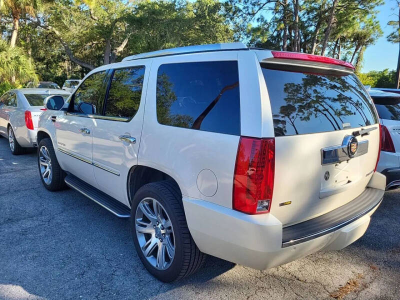 2012 Cadillac Escalade Luxury