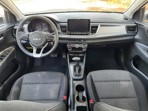 2022 Kia Rio LX