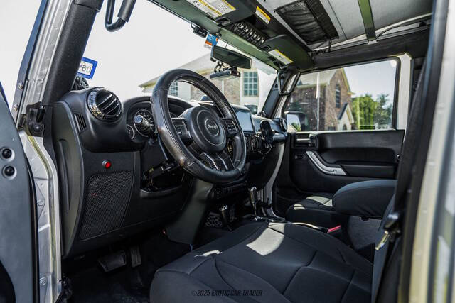 2012 Jeep Wrangler Unlimited Sport