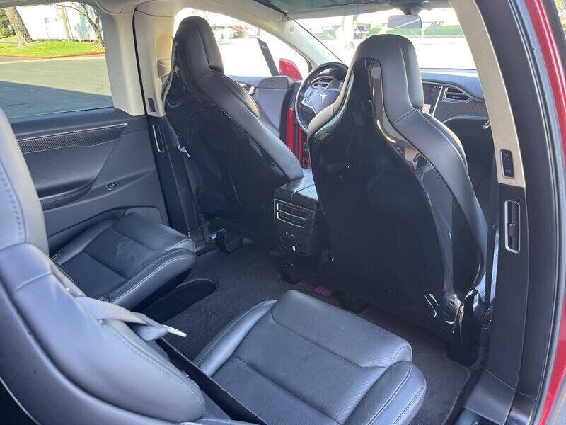 2016 Tesla Model X P90D