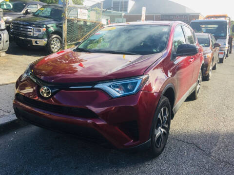 2018 Toyota RAV4 for sale at Drive Deleon in Yonkers NY