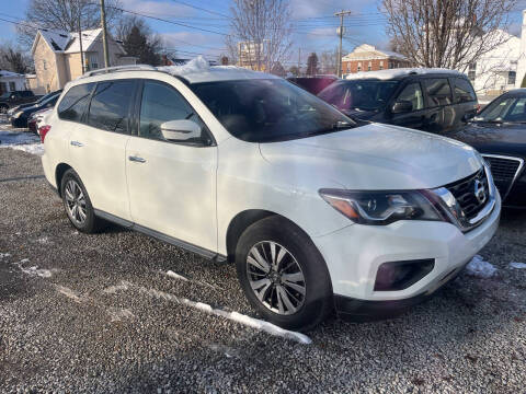 2017 Nissan Pathfinder SV