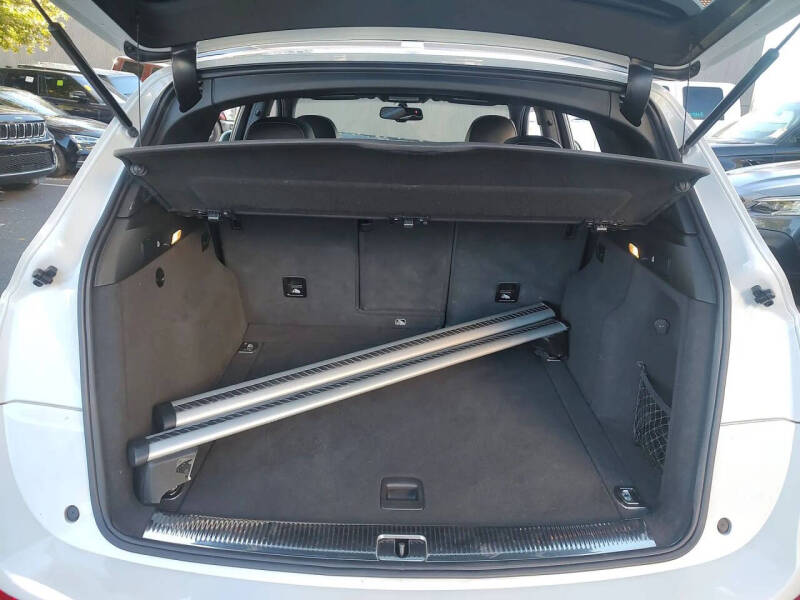 2016 Audi SQ5 3.0T quattro Premium Plus